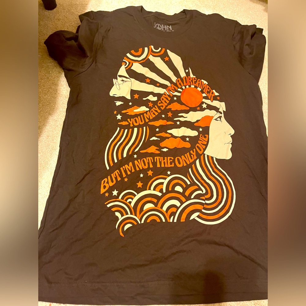 Groovy John Lennon tee - L